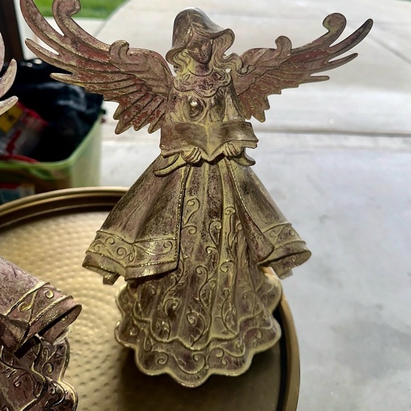 Twin Christmas Angels.  3D for display on table or china cabinet. - Picture 1 of 6